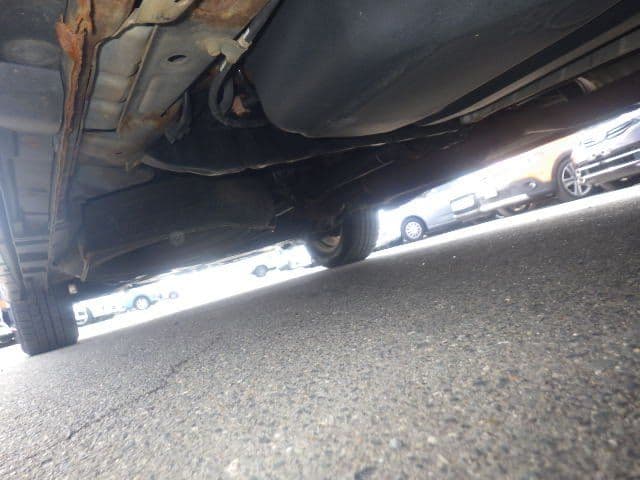 Vehicle SU00001290 large view 18