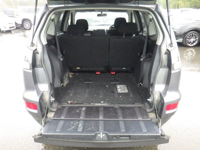 Vehicle SU00001214 large view 24