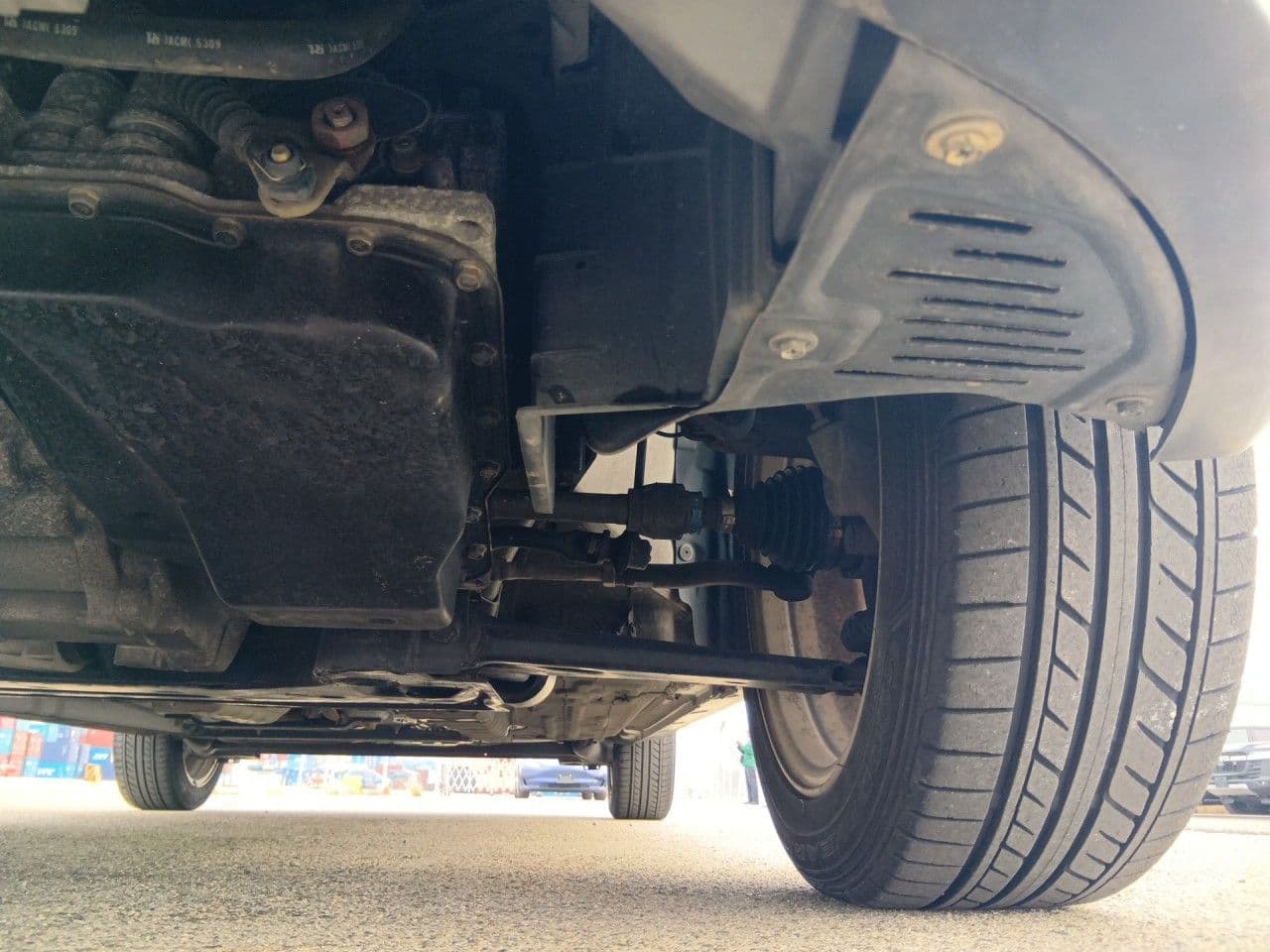 Vehicle SU00001296 large view 14