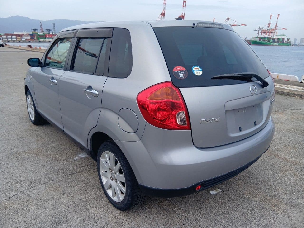 Vehicle SU00001296 large view 3