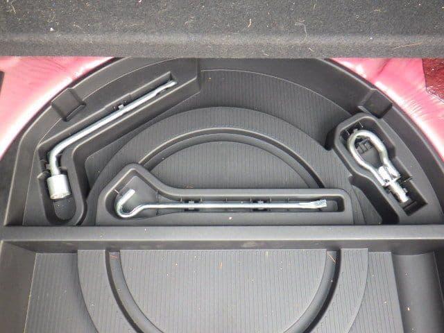 Vehicle SU00001295 large view 38