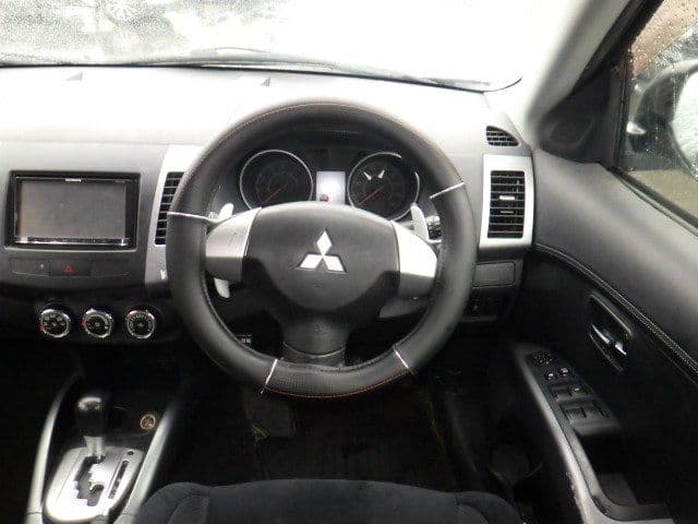 Vehicle SU00001214 large view 29