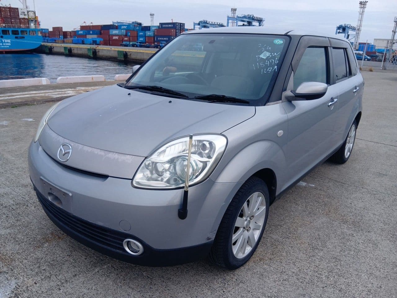 2005 MAZDA VERISA DBA-DC5W