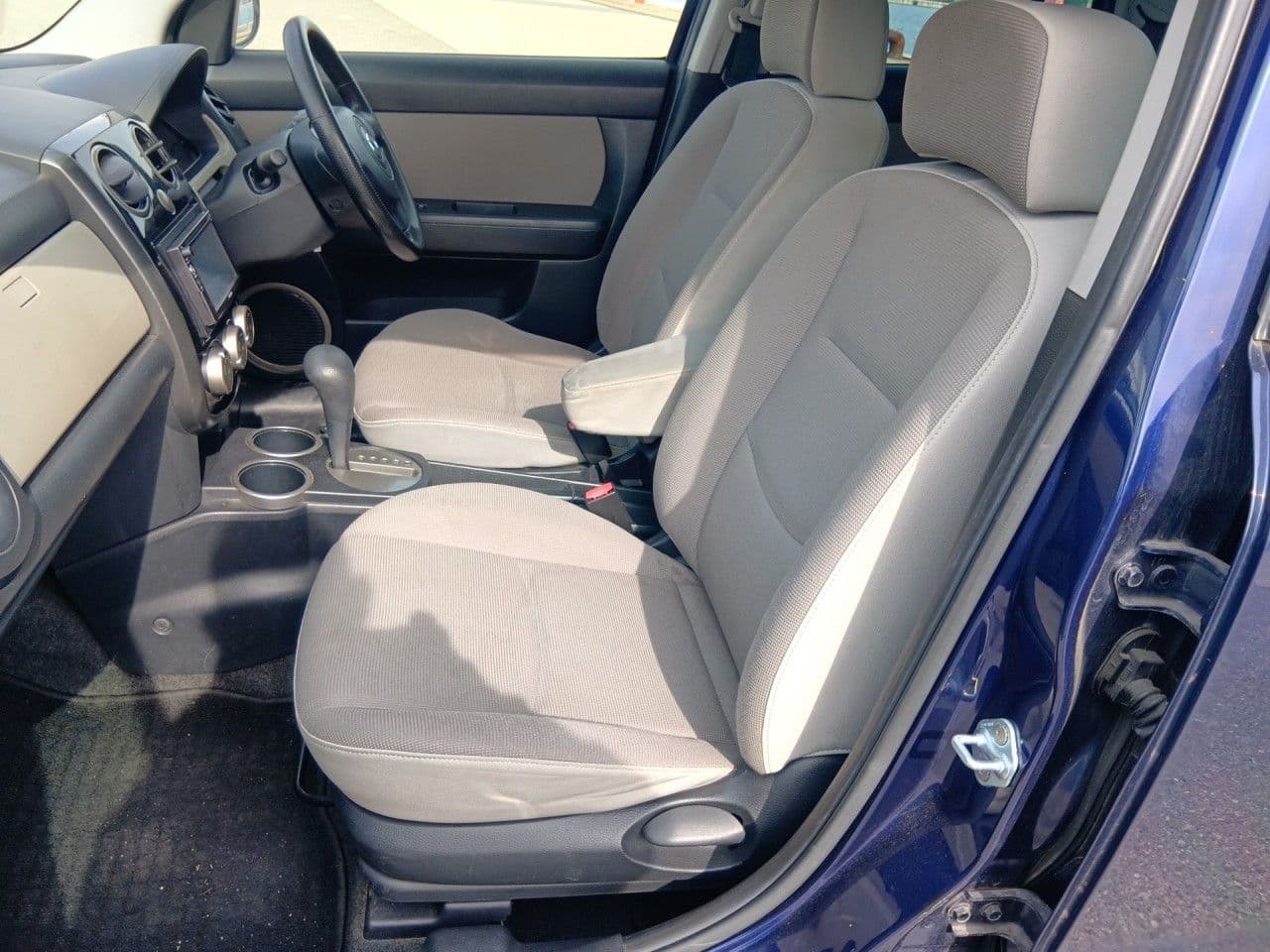 Vehicle SU00001294 large view 26