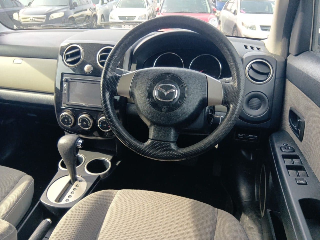 Vehicle SU00001294 large view 27