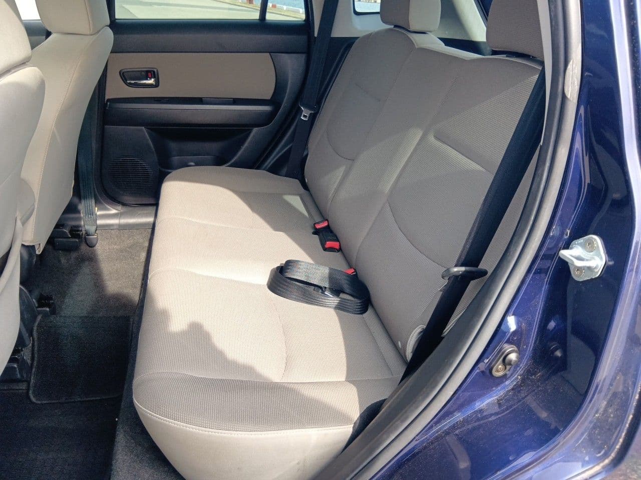 Vehicle SU00001294 large view 25