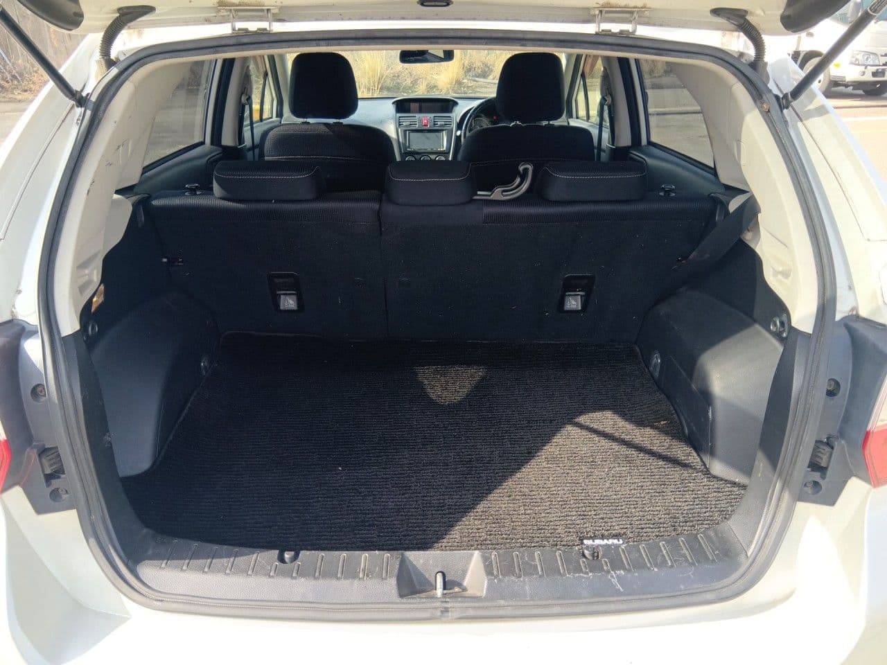 Vehicle SU00001292 large view 24