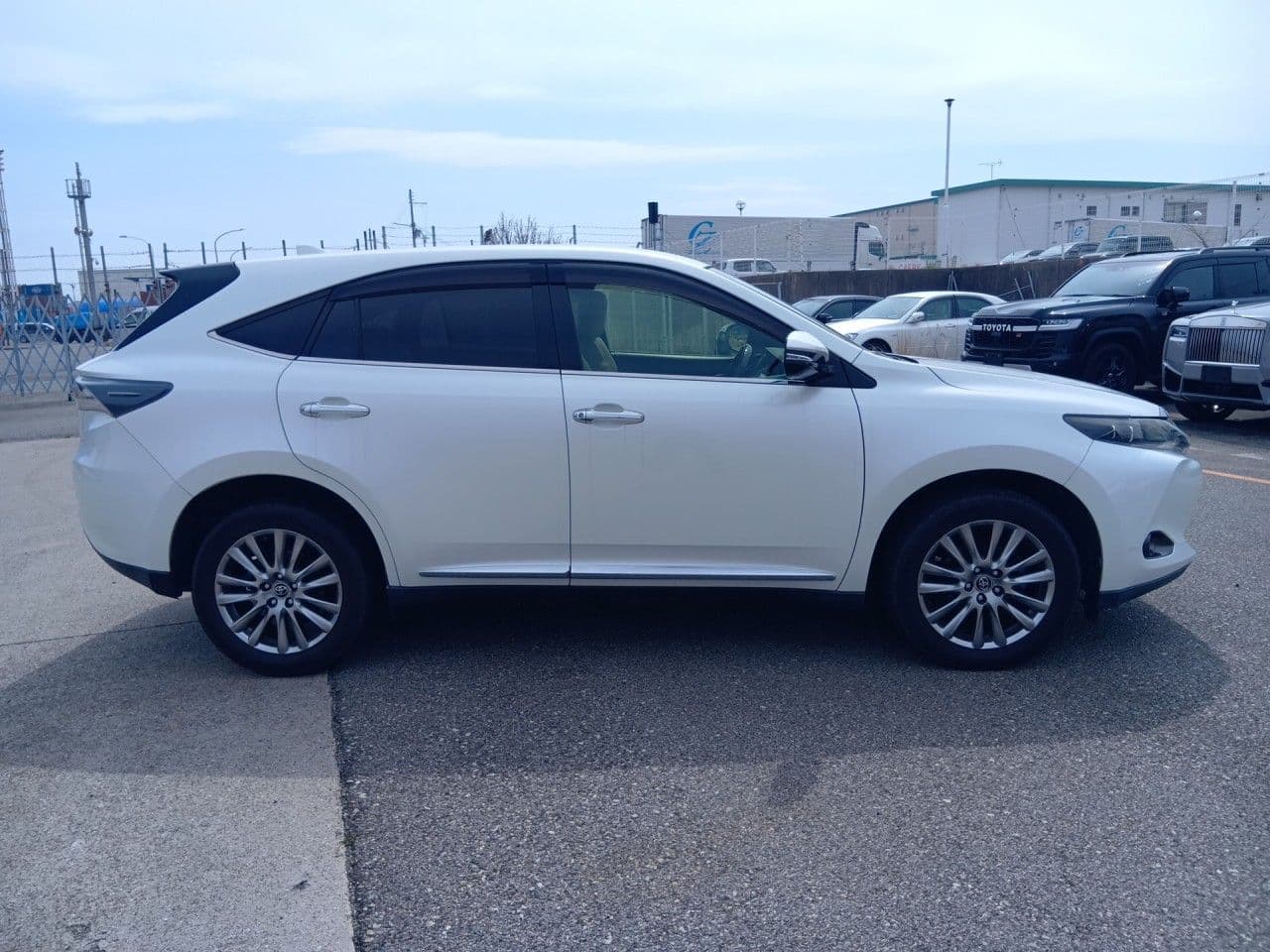 Vehicle SU00001376 large view 6