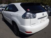 Vehicle SU00001324 thumbnail 3