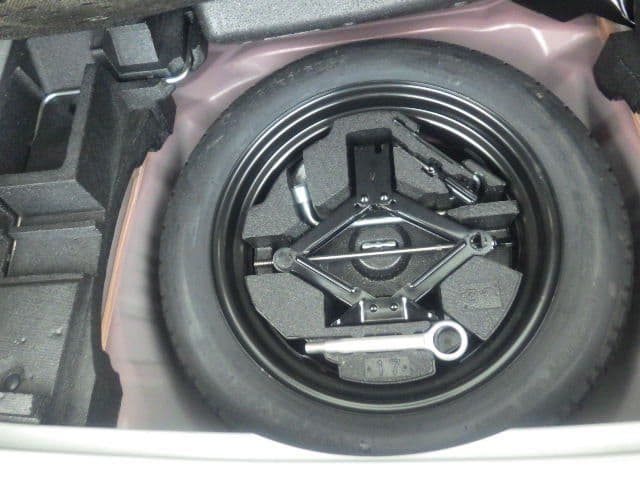 Vehicle SU00001327 large view 37