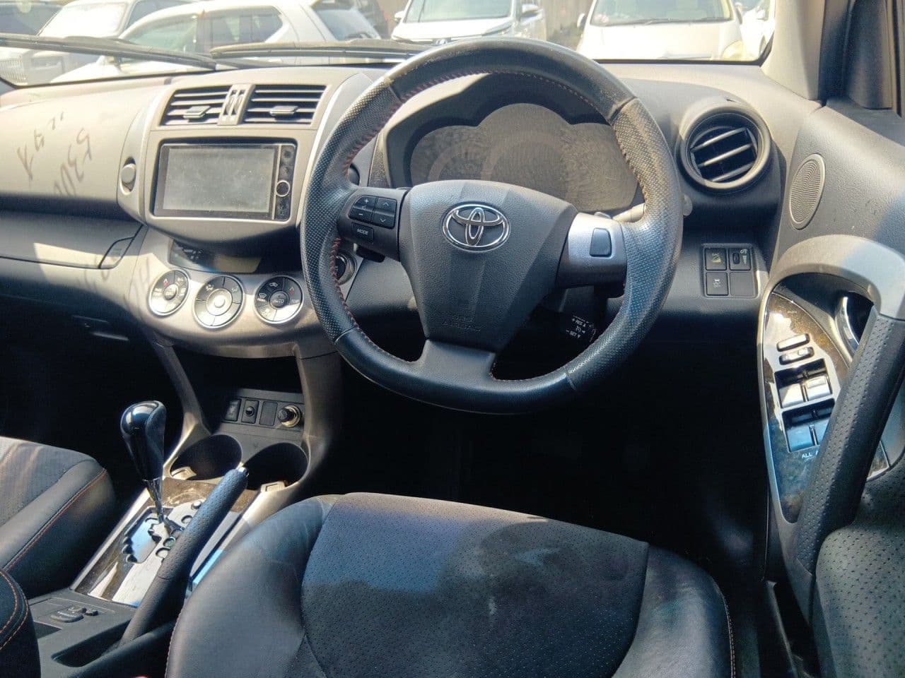 Vehicle SU00001383 large view 27