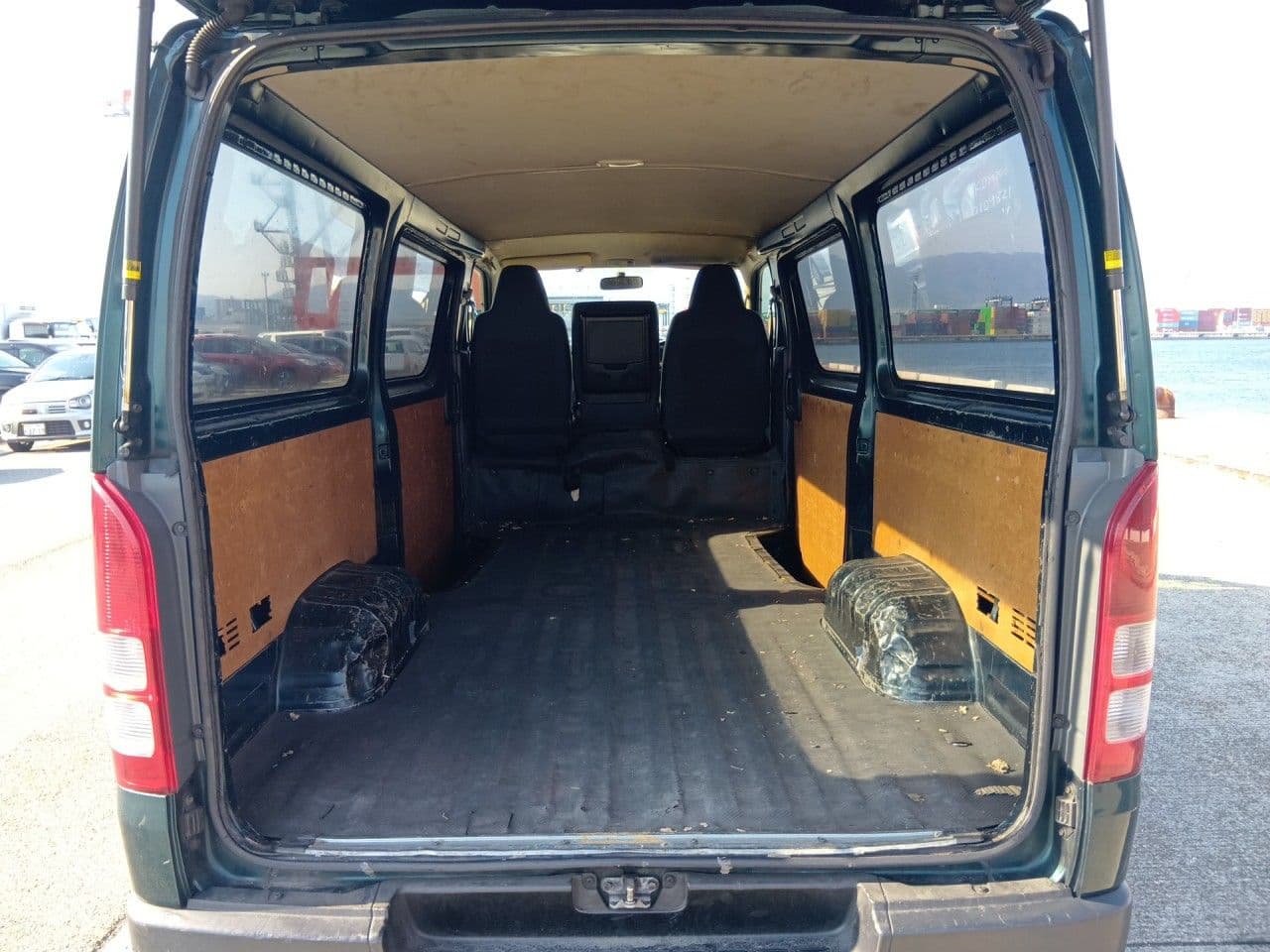 Vehicle SU00001389 large view 23