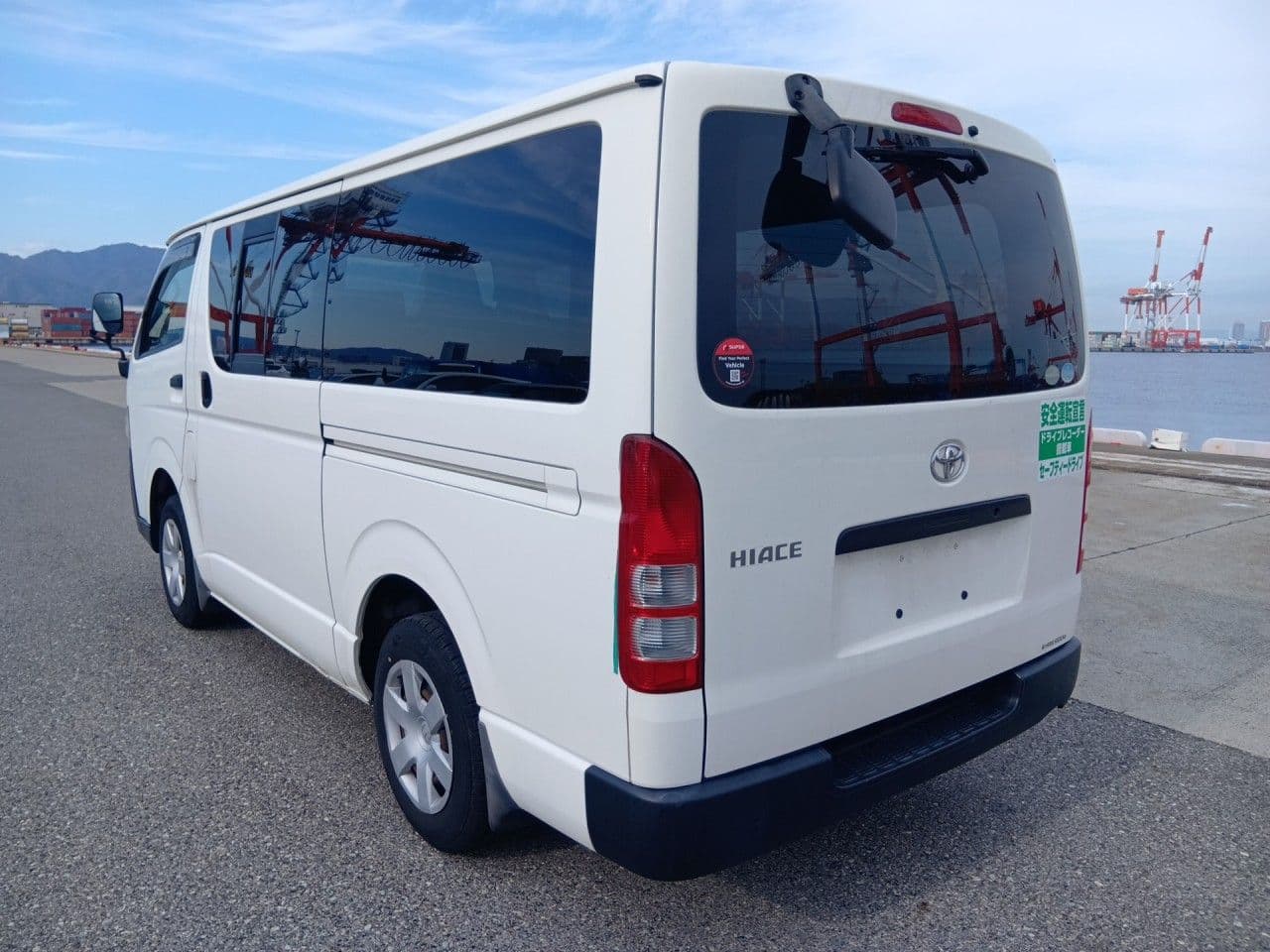 Vehicle SU00001340 large view 4