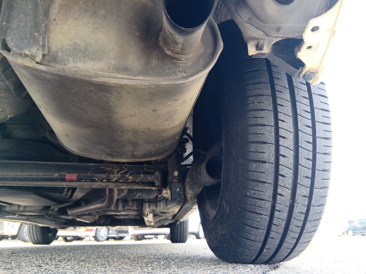 Vehicle SU00001379 large view 16