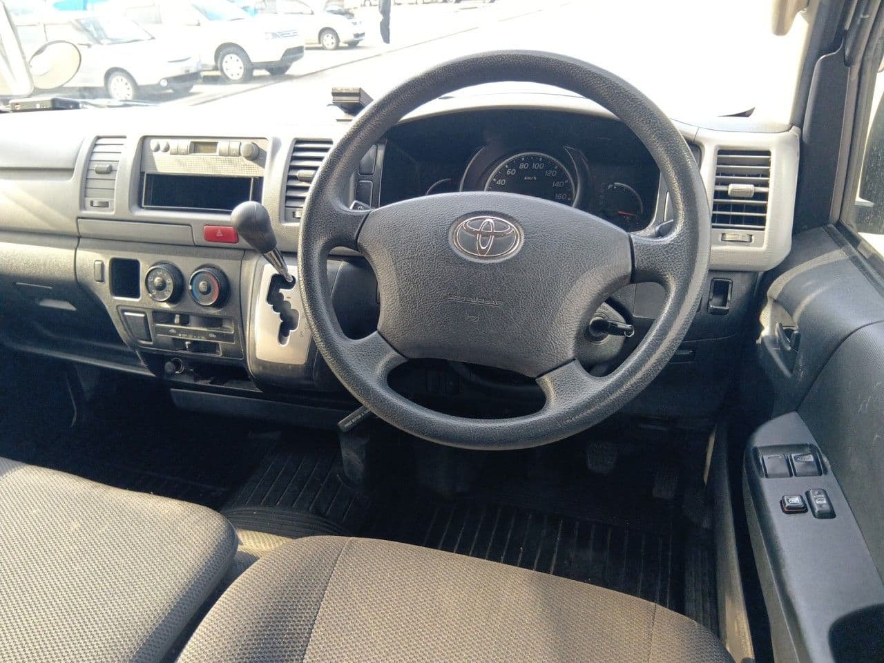 Vehicle SU00001340 large view 28