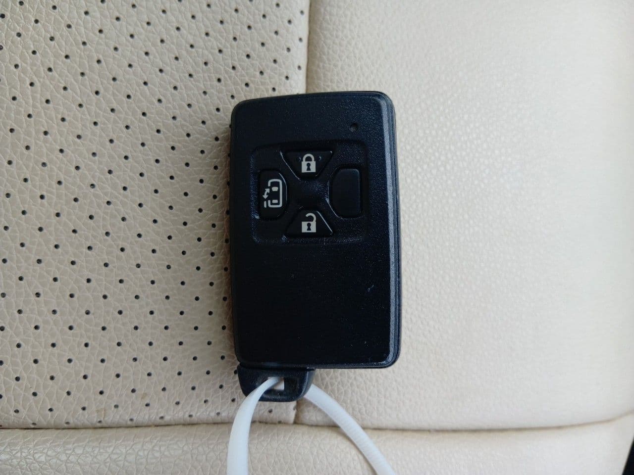 Vehicle SU00001381 large view 35