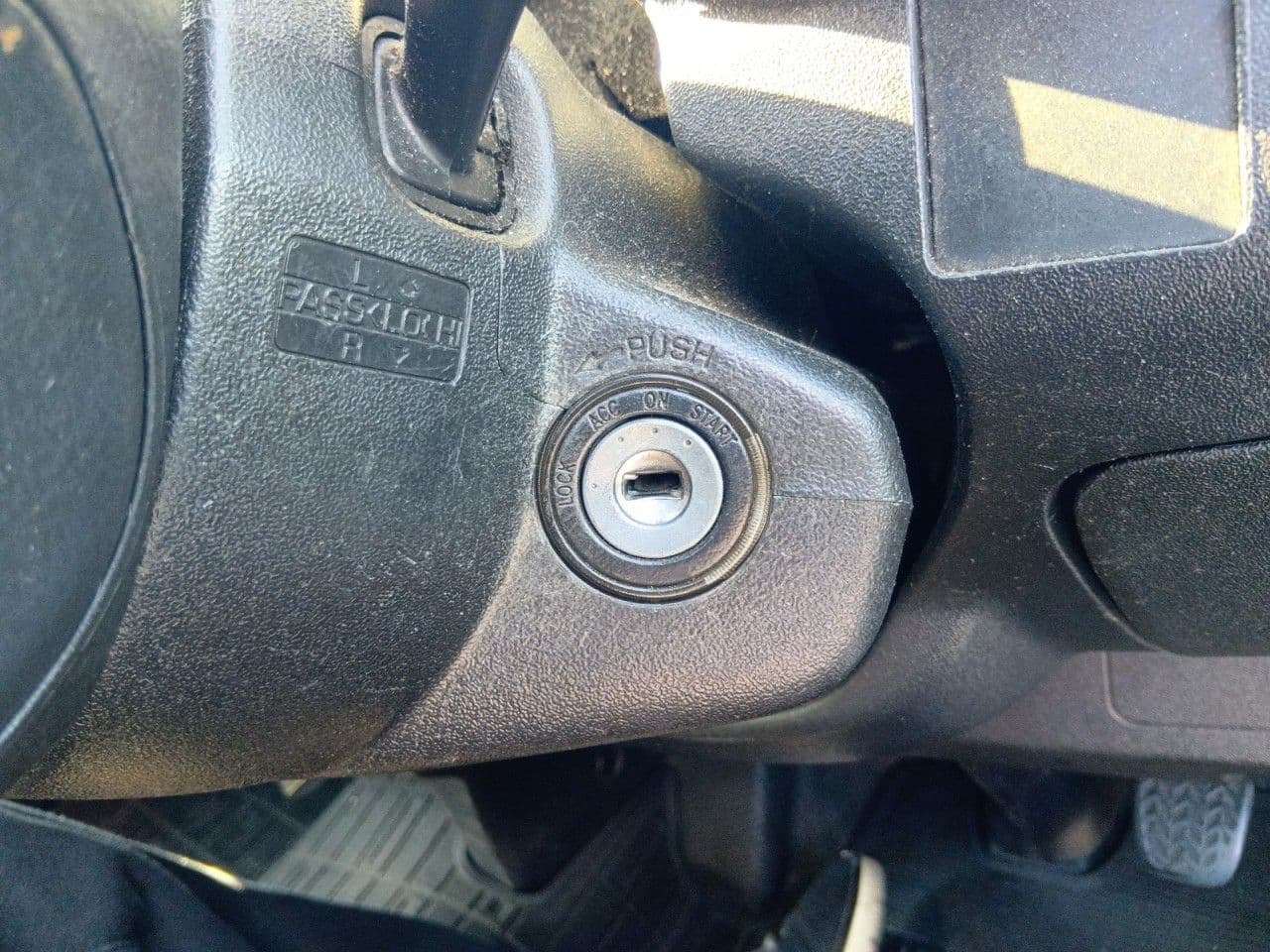 Vehicle SU00001389 large view 34