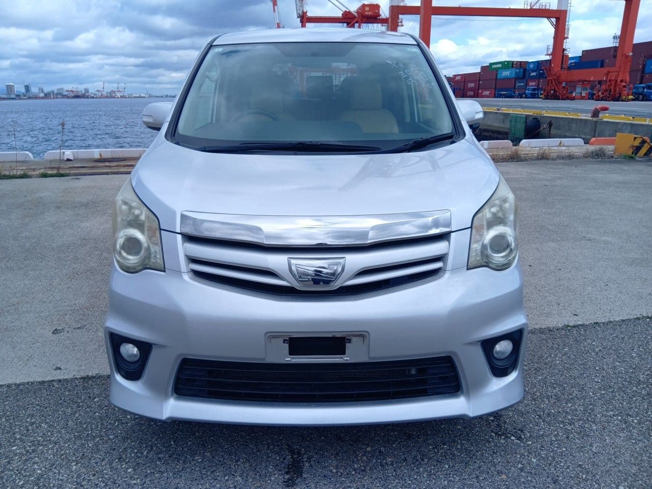 Vehicle SU00001381 large view 8