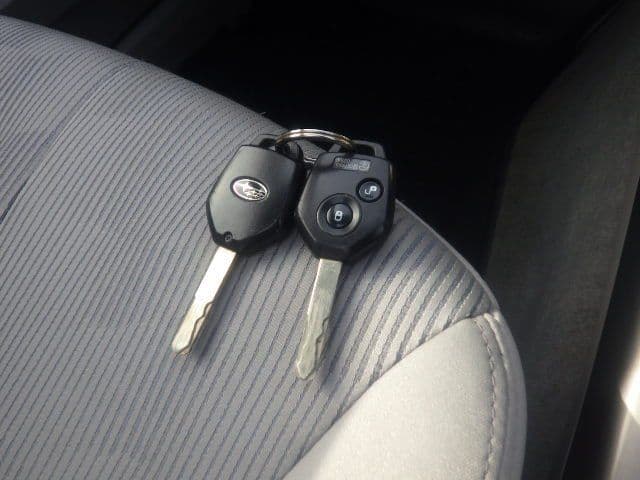 Vehicle SU00001327 large view 35