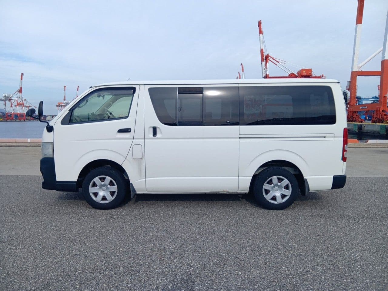 Vehicle SU00001340 large view 3