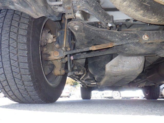 Vehicle SU00001324 large view 16