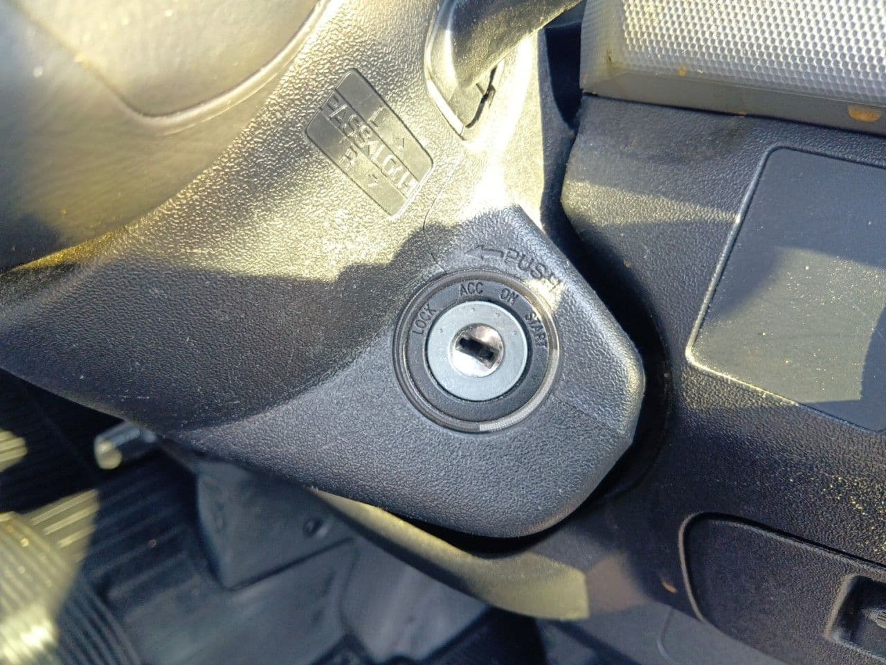 Vehicle SU00001340 large view 36