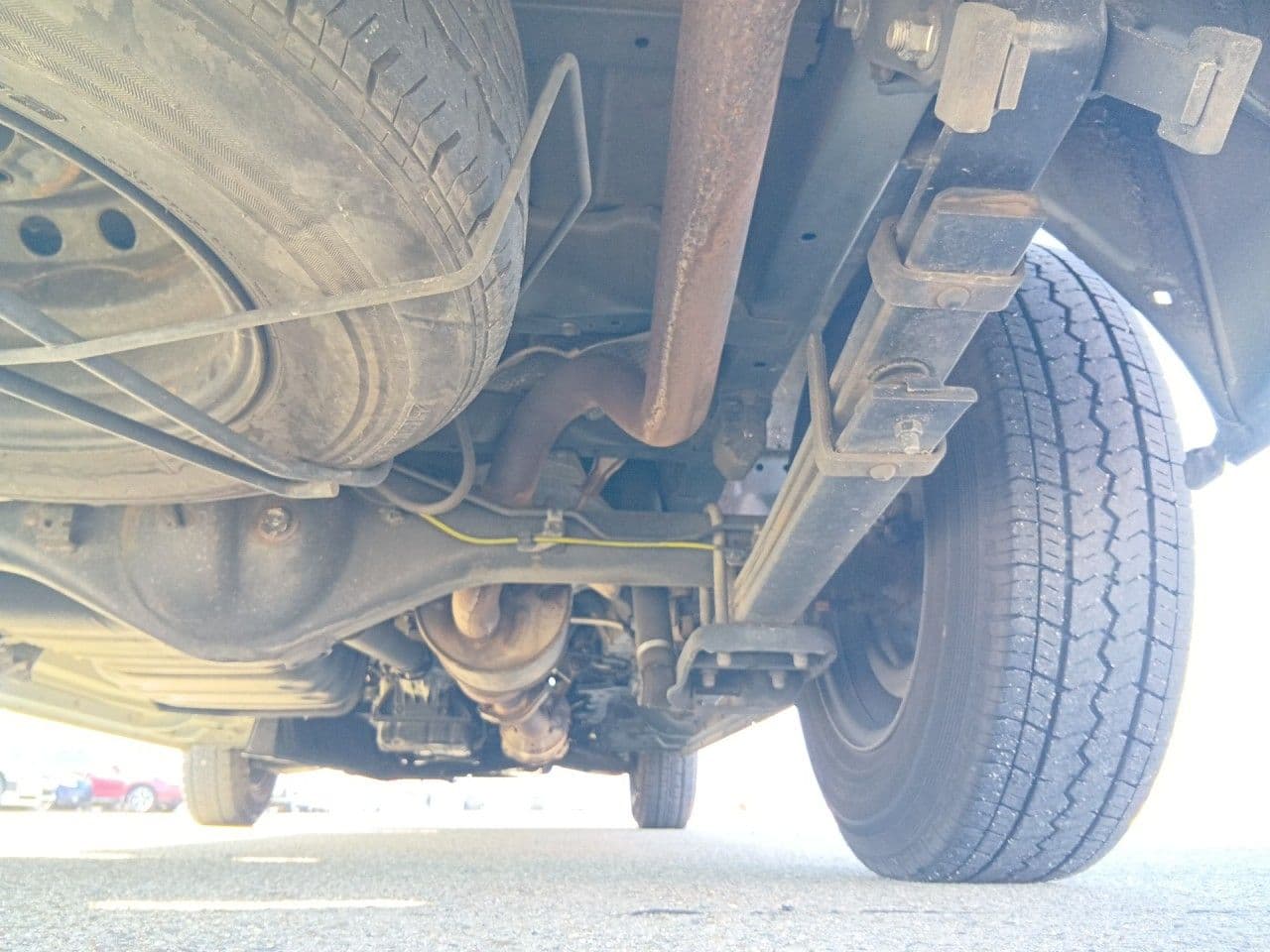 Vehicle SU00001389 large view 16