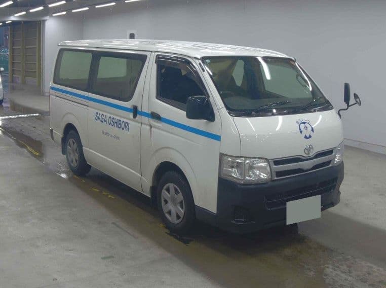 2012 TOYOTA HIACE DX