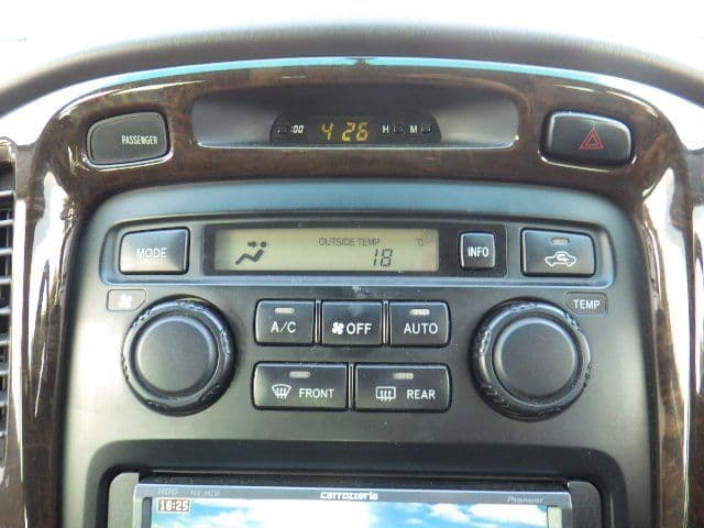 Vehicle SU00001359 large view 33