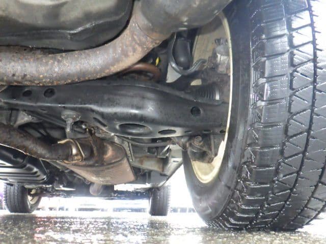 Vehicle SU00001398 large view 17