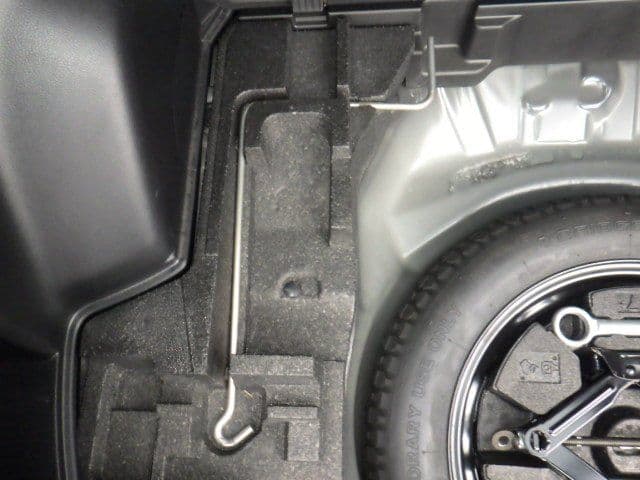 Vehicle SU00001429 large view 37