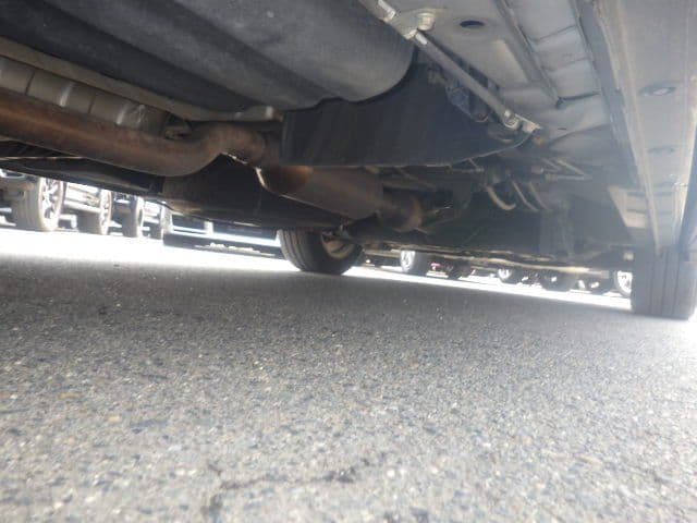 Vehicle SU00001423 large view 16