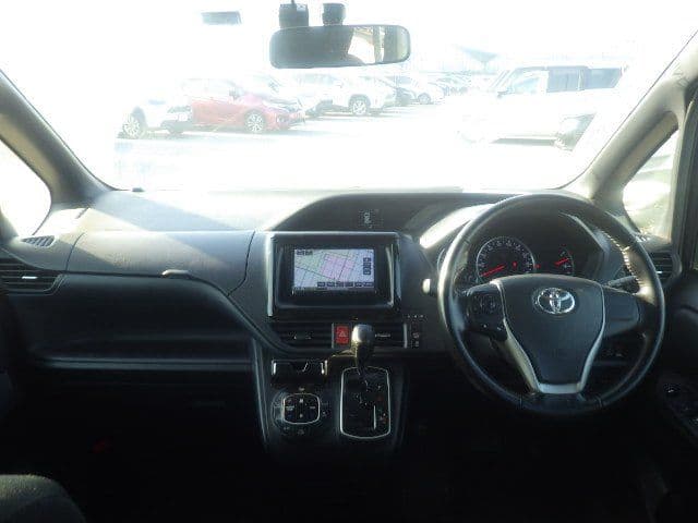 Vehicle SU00001424 large view 28