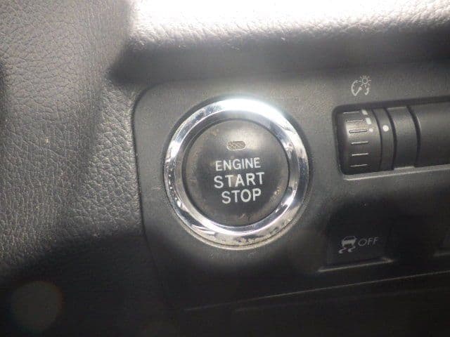 Vehicle SU00001356 large view 34