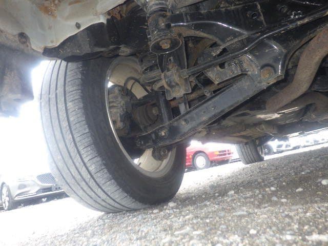 Vehicle SU00001356 large view 16