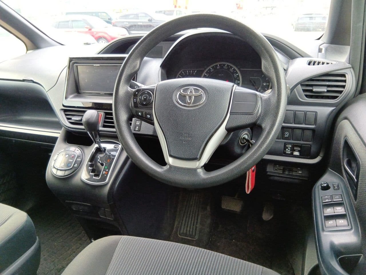 Vehicle SU00001410 large view 28