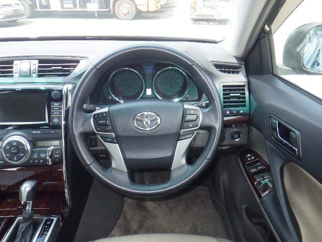 Vehicle SU00001380 large view 25