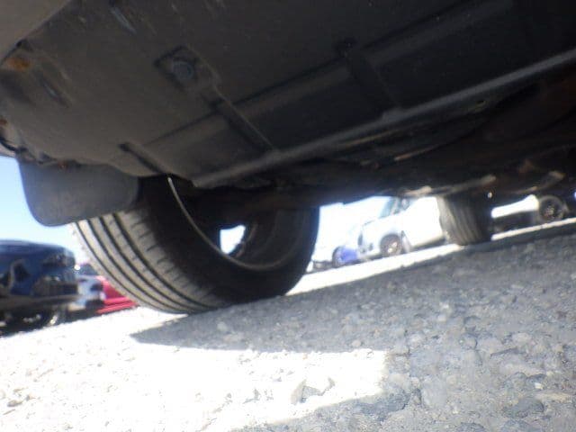 Vehicle SU00001420 large view 16