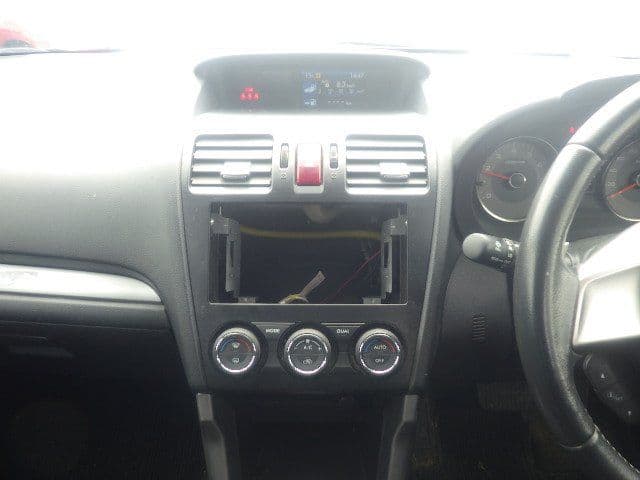 Vehicle SU00001356 large view 31