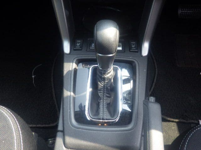 Vehicle SU00001422 large view 32