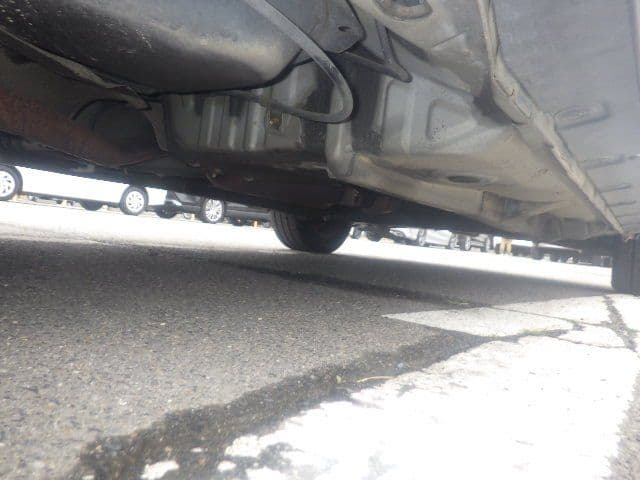 Vehicle SU00001428 large view 18