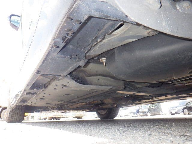 Vehicle SU00001380 large view 17