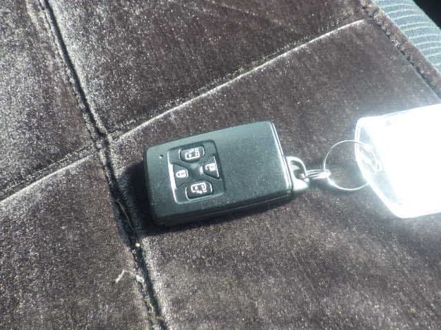 Vehicle SU00001423 large view 34