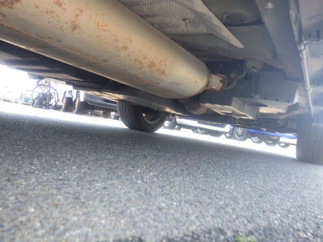 Vehicle SU00001375 large view 17