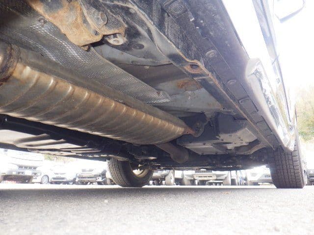 Vehicle SU00001367 large view 17