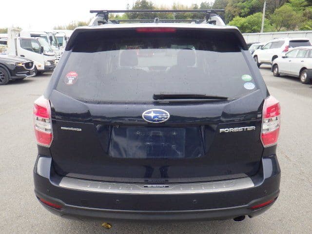 Vehicle SU00001429 large view 5