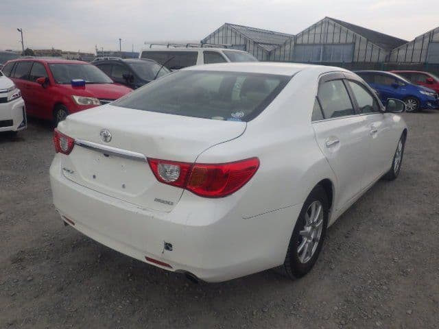 Vehicle SU00001386 large view 5