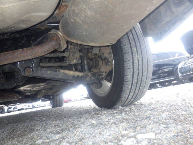 Vehicle SU00001356 large view 17