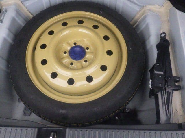 Vehicle SU00001386 large view 34