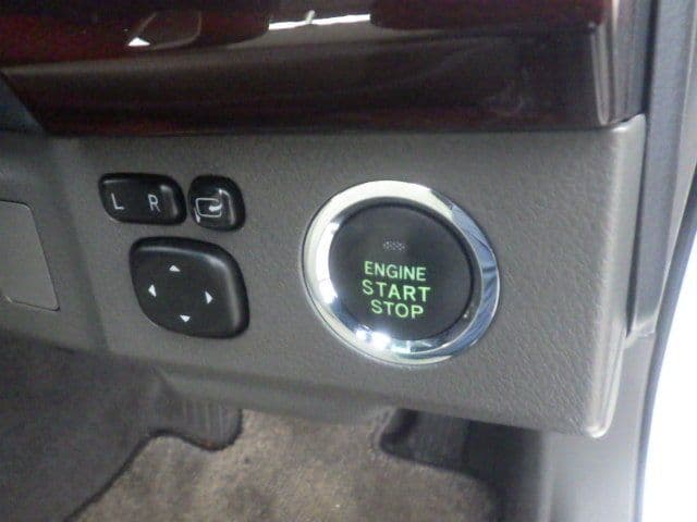 Vehicle SU00001386 large view 32